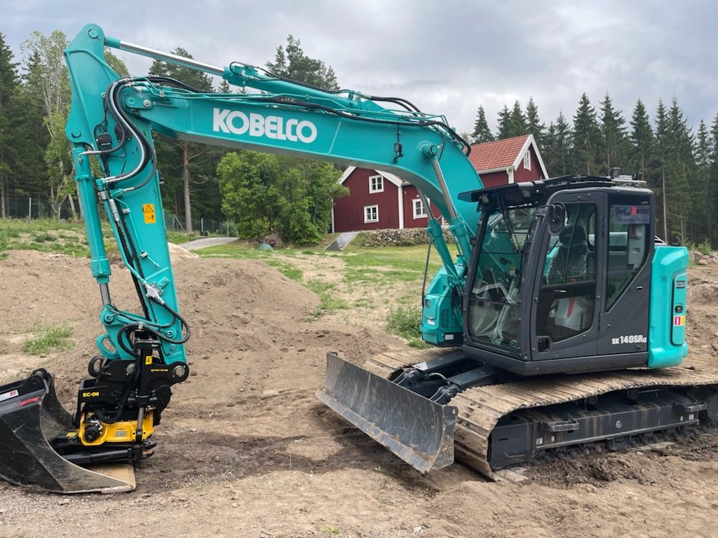 Uthyres: Kobelco SK140SRLC-7,...