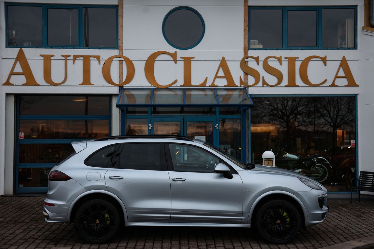 Porsche Cayenne S E-Hybrid TipTronic, 8-trinn, 416hk, 2017