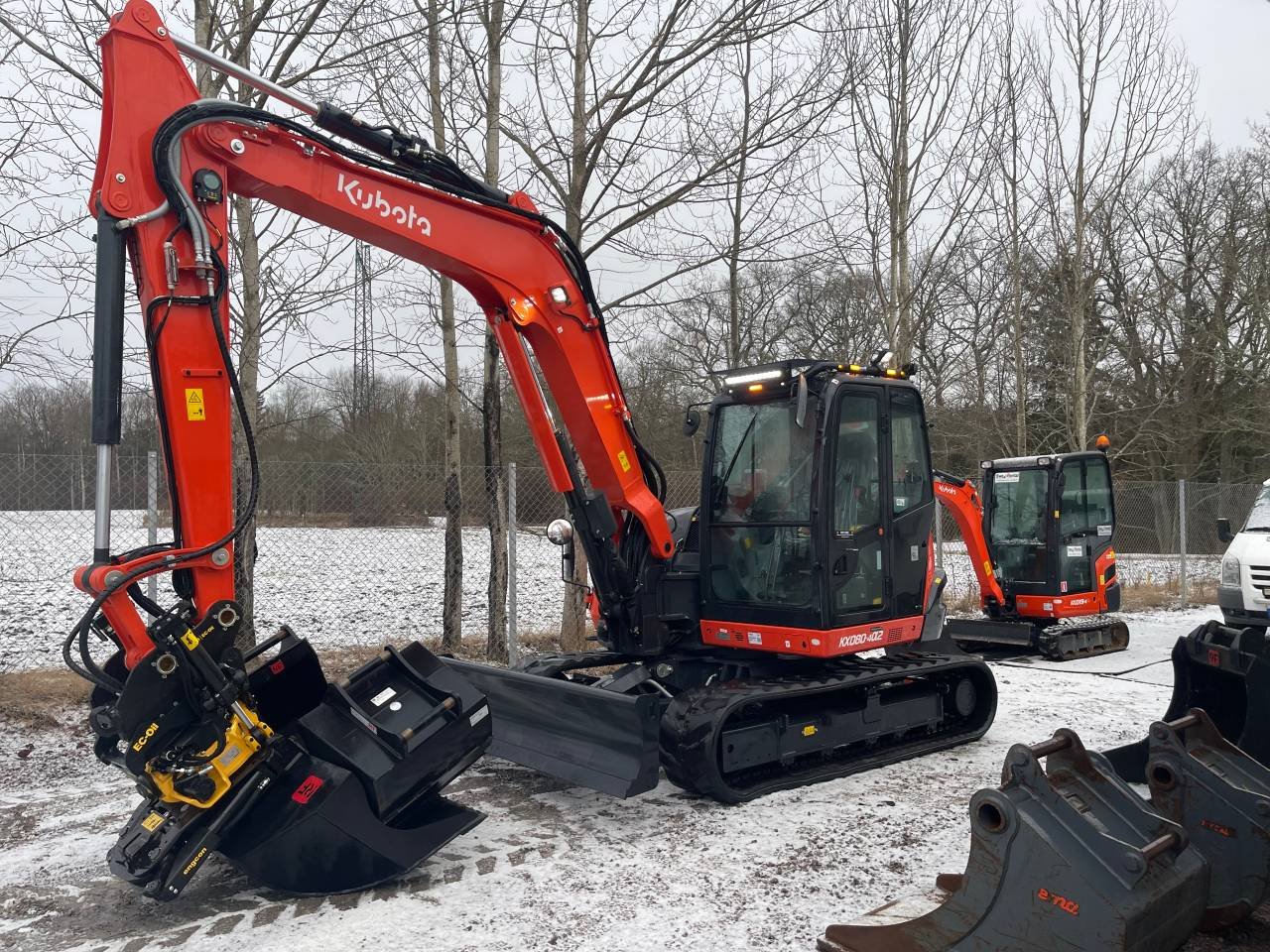 Uthyres: Grävmaskin 8-10 Ton,...