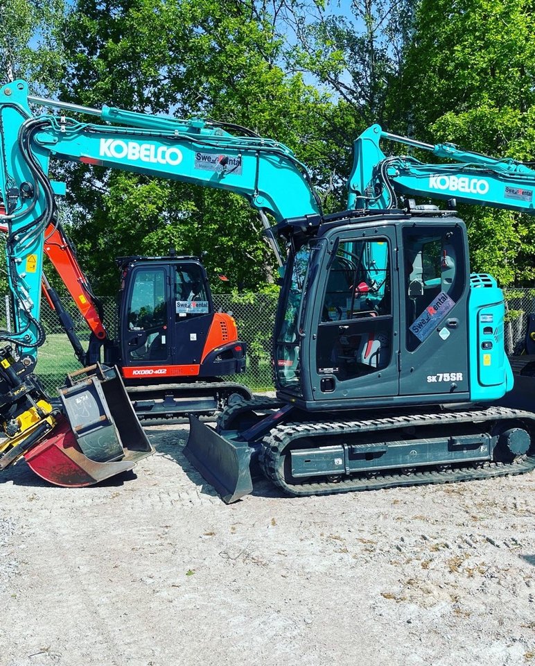 Uthyres: Grävmaskin 8-10 Ton,...