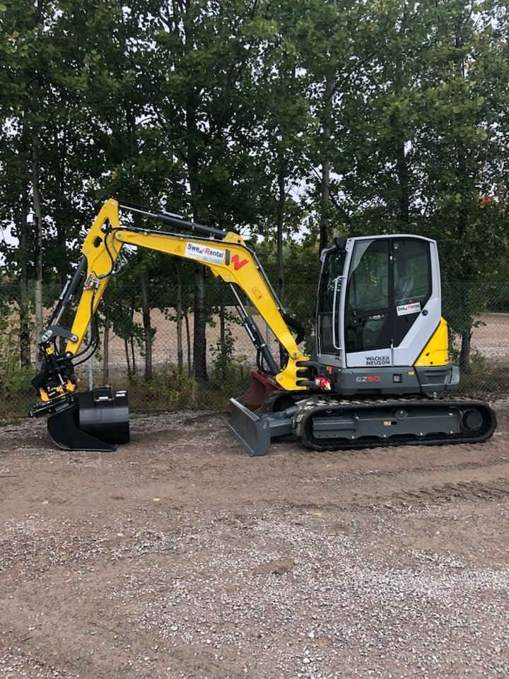 Uthyres: Grävmaskin 5 Ton, Wa...