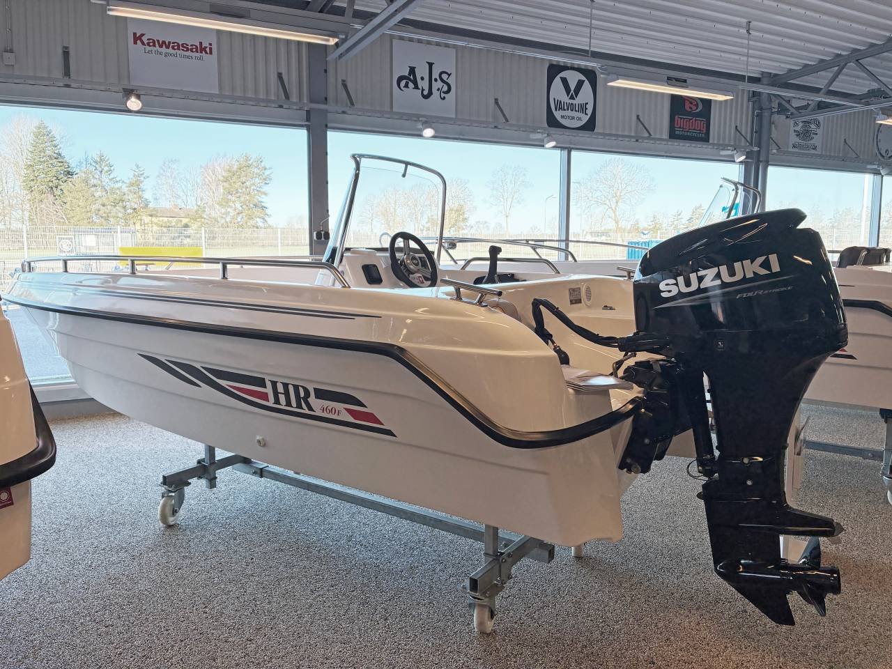 HR 460 Fishing + Suzuki DF50A...