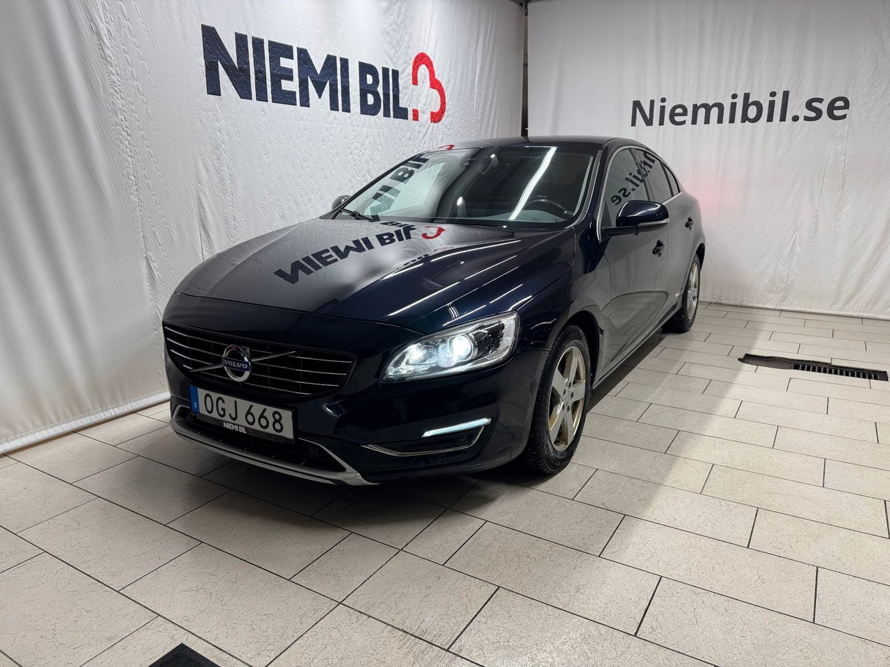 Volvo S60 D4 190hk Aut Summum...