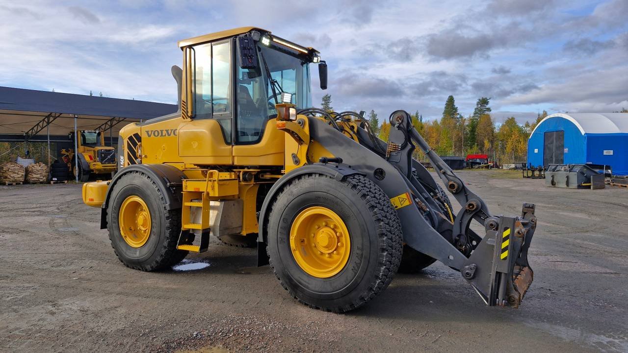 Söker volvo lastmaskin