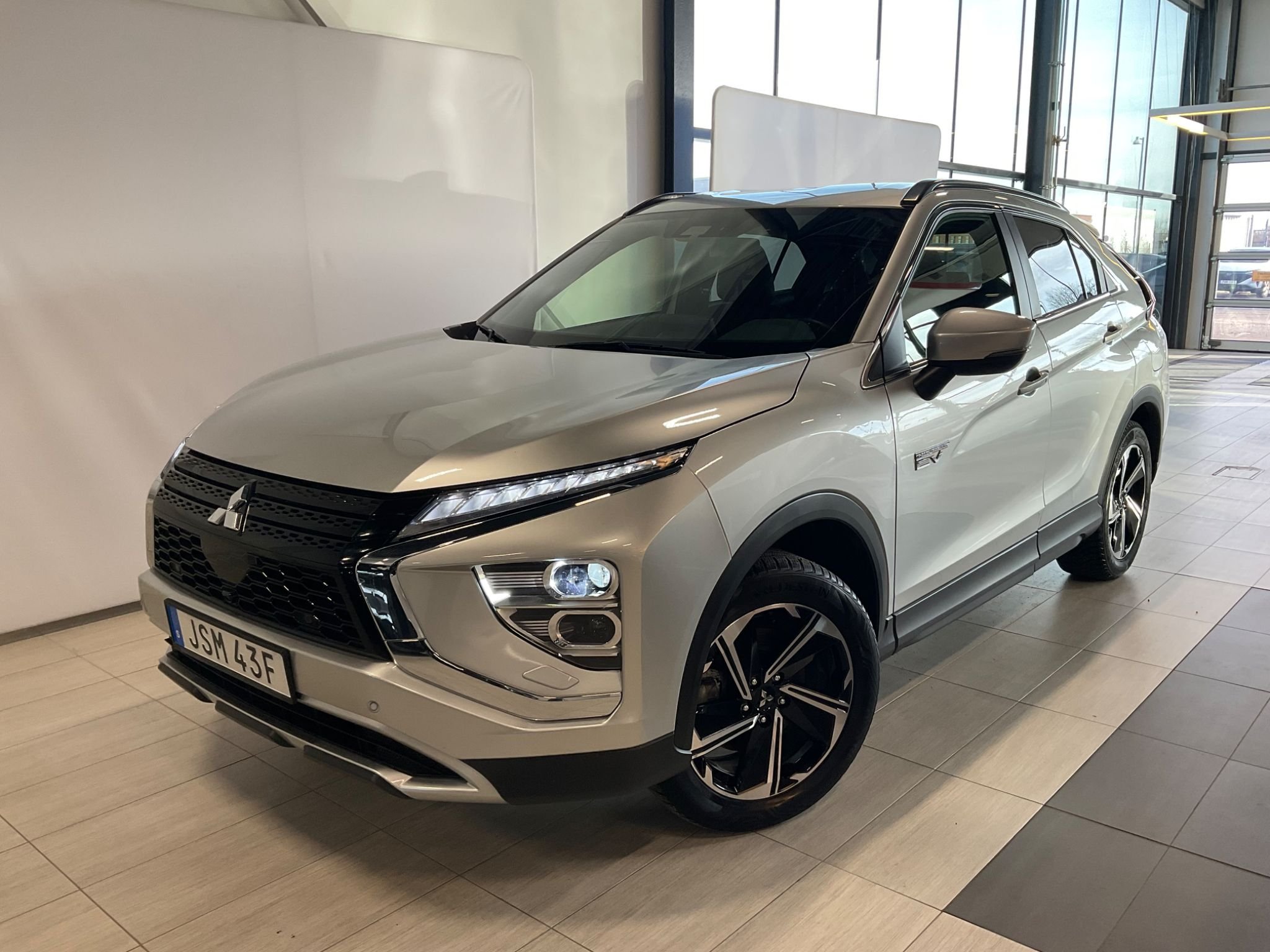 Mitsubishi Eclipse Cross Plug-In Hybrid 2.4 4WD CVT, 188hp, 2021