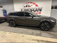 Volvo V90 Cross Country B4 AWD Plus (360 kamera / moms  )-23
