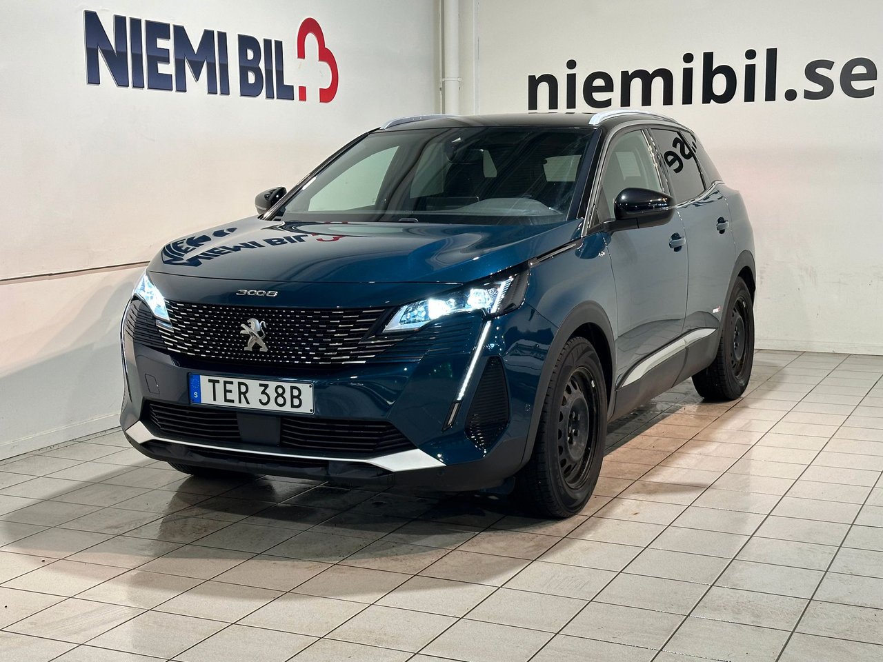 Peugeot 3008 1.2 PureTech EAT...