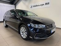 Volkswagen Passat GTE 1.4 TSI RATTVÄRME CARPLAY NAVI