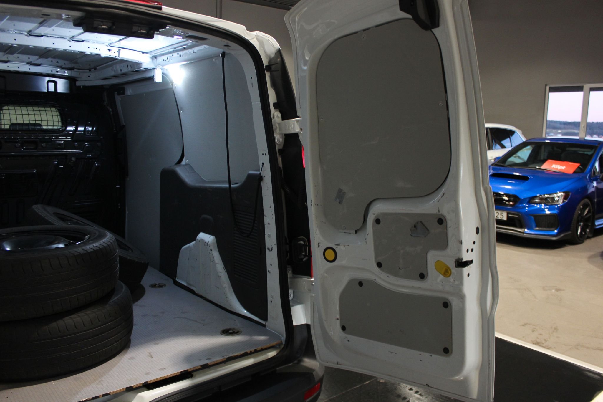 Ford Transit Connect 210 LWB 1.5 EcoBlue SelectShift, 8-trinn, 100hk, 2020