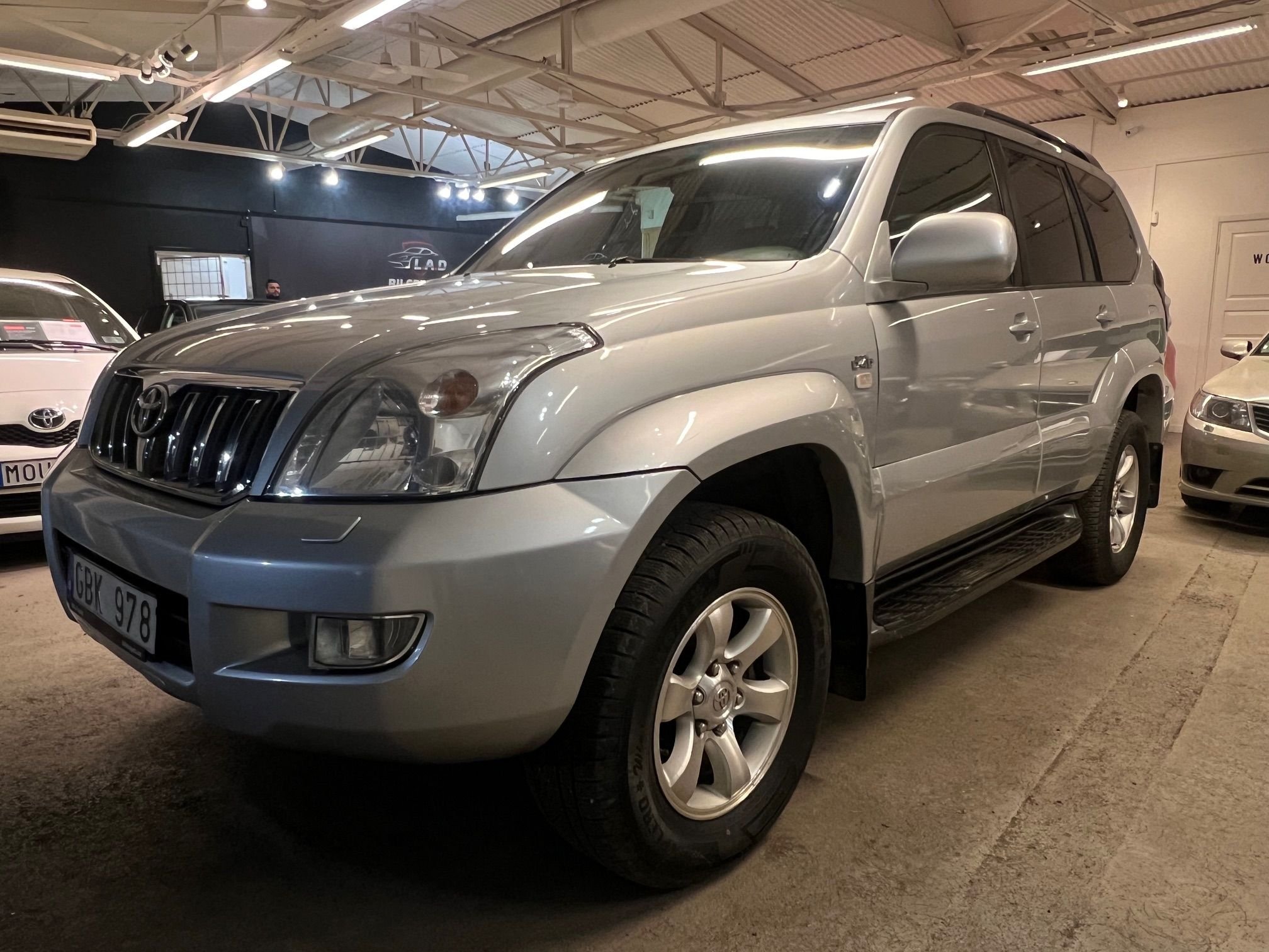 Toyota Land Cruiser 5-dørs 3.0 D-4D 4x4 Automatisk, 5-trinn, 173hk, 2007