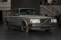Volvo 245 M111 Kompressor | ZF växellåda |MaxxECU| Reggad
