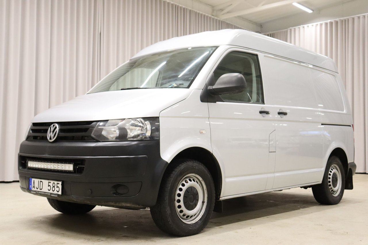 Volkswagen Transporter 4M 140...