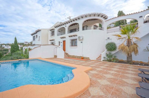 Image showcasing Traditionella spanska villa i Monte Pego säljes i Spanien | Blocket