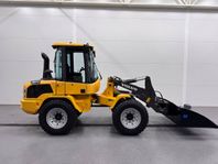 Volvo L30G Med nya snödäck