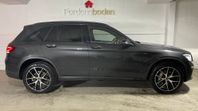 Mercedes-Benz GLC 300 de 4MATIC AMG Cockpit Drag Navi B-kam