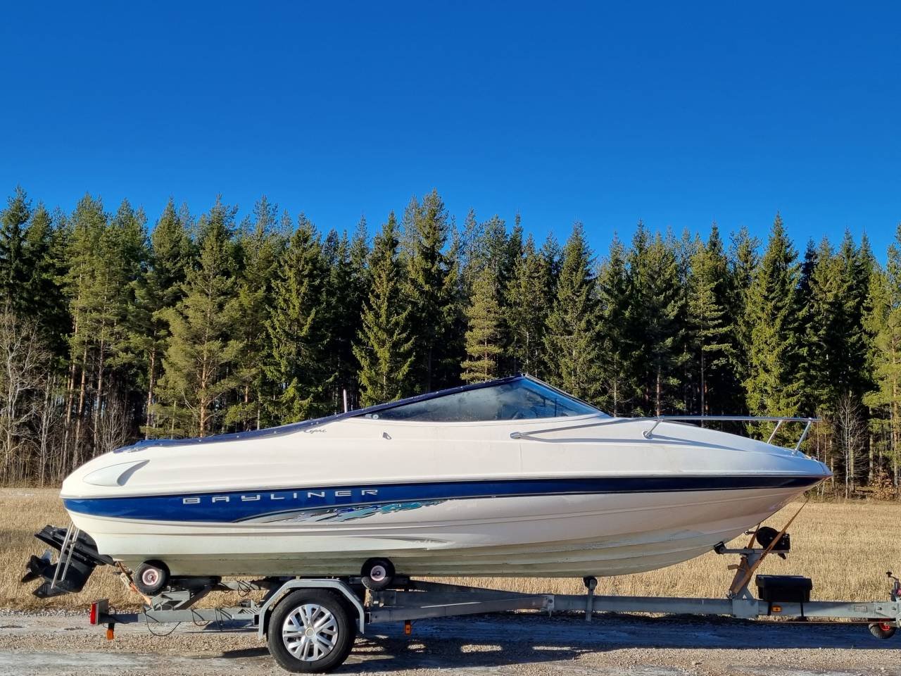 Bayliner 2052 Capri Cuddy - D...