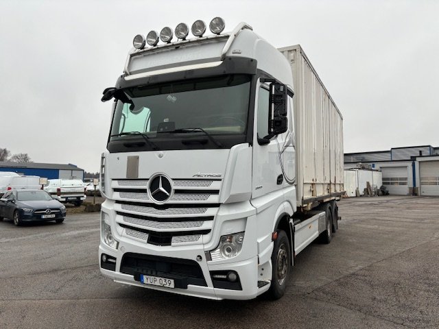 MB Actros 2551 6x2 Växelflak
