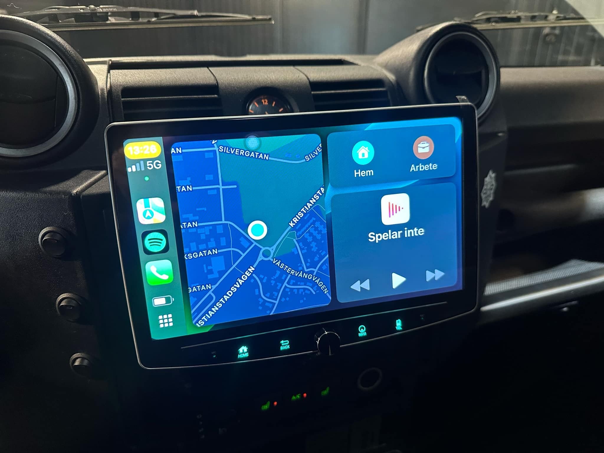 Land Rover Defender 110 Double Cab Pick Up 2.4 TD4 4x4 Manual, 122hp, 2008