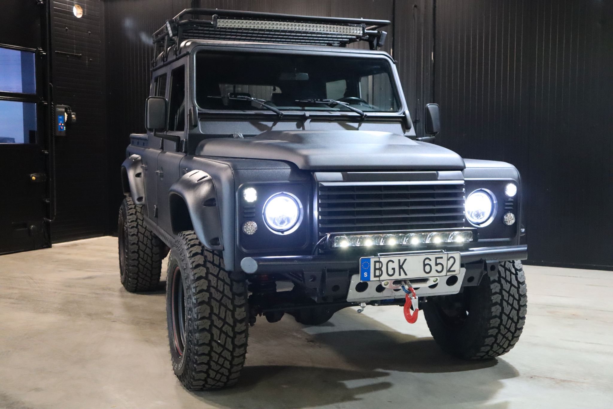 Land Rover Defender 110 Double Cab Pick Up 2.4 TD4 4x4 Manual, 122hp, 2008