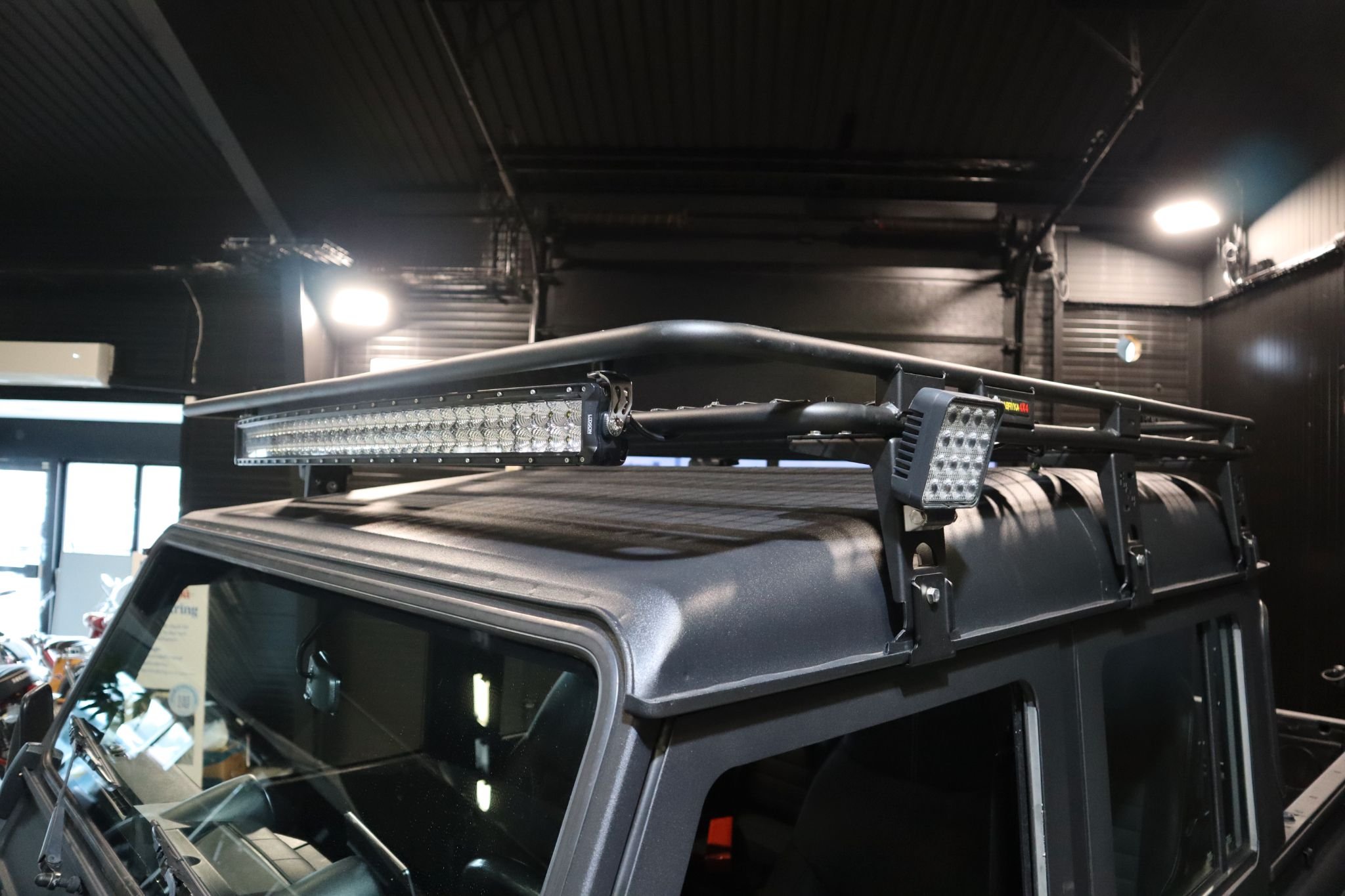 Land Rover Defender 110 Double Cab Pick Up 2.4 TD4 4x4 Manual, 122hp, 2008