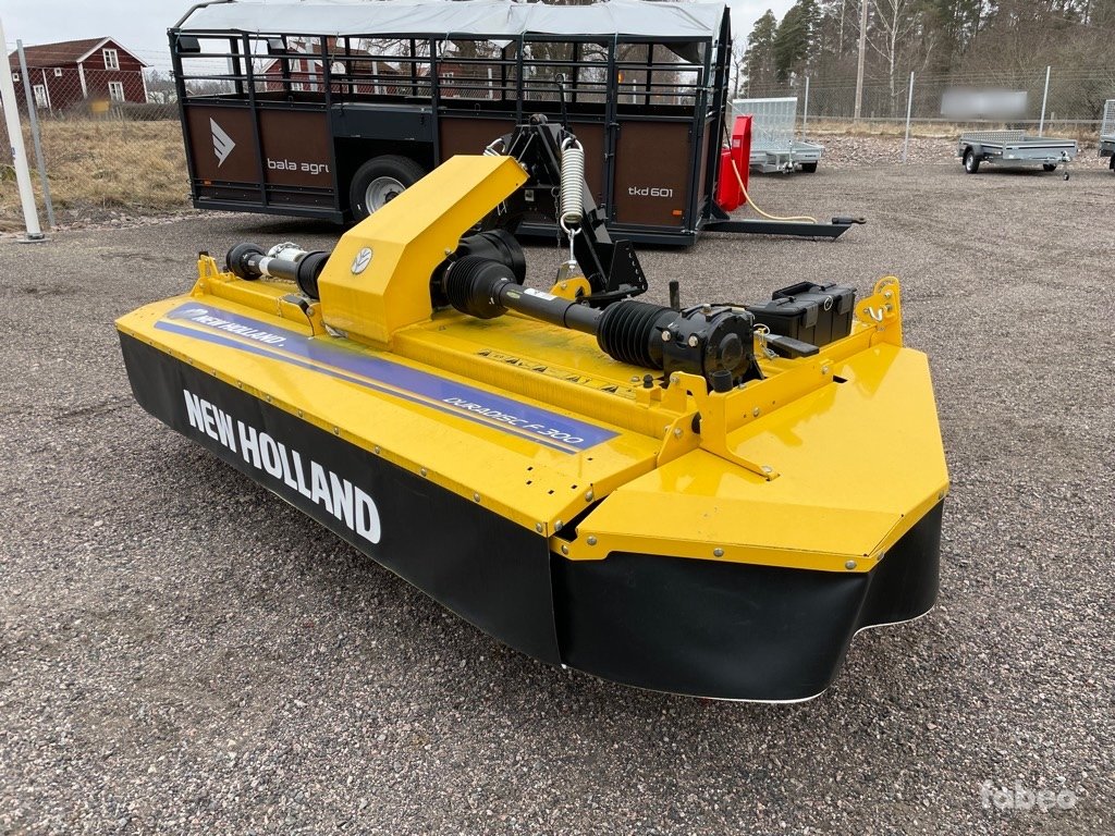 Frontslåtter New Holland Dura...