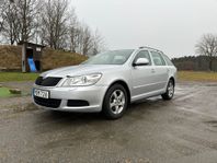 Skoda Octavia 1.6 TDi Kombi Ambiente Euro 5 Diesel
