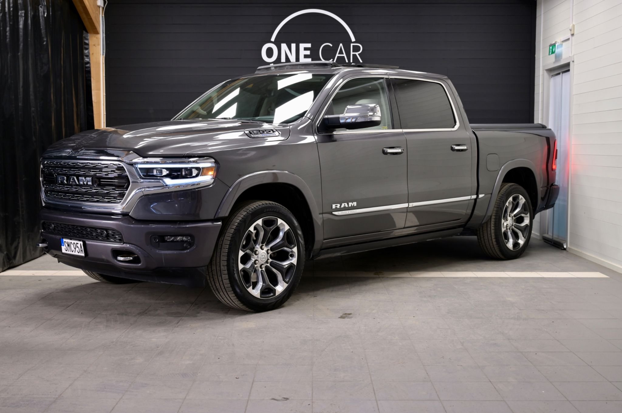 RAM 1500 Crew Cab 5.7 V8 HEMI eTorque 4x4 TorqueFlite, 401hk, 2022