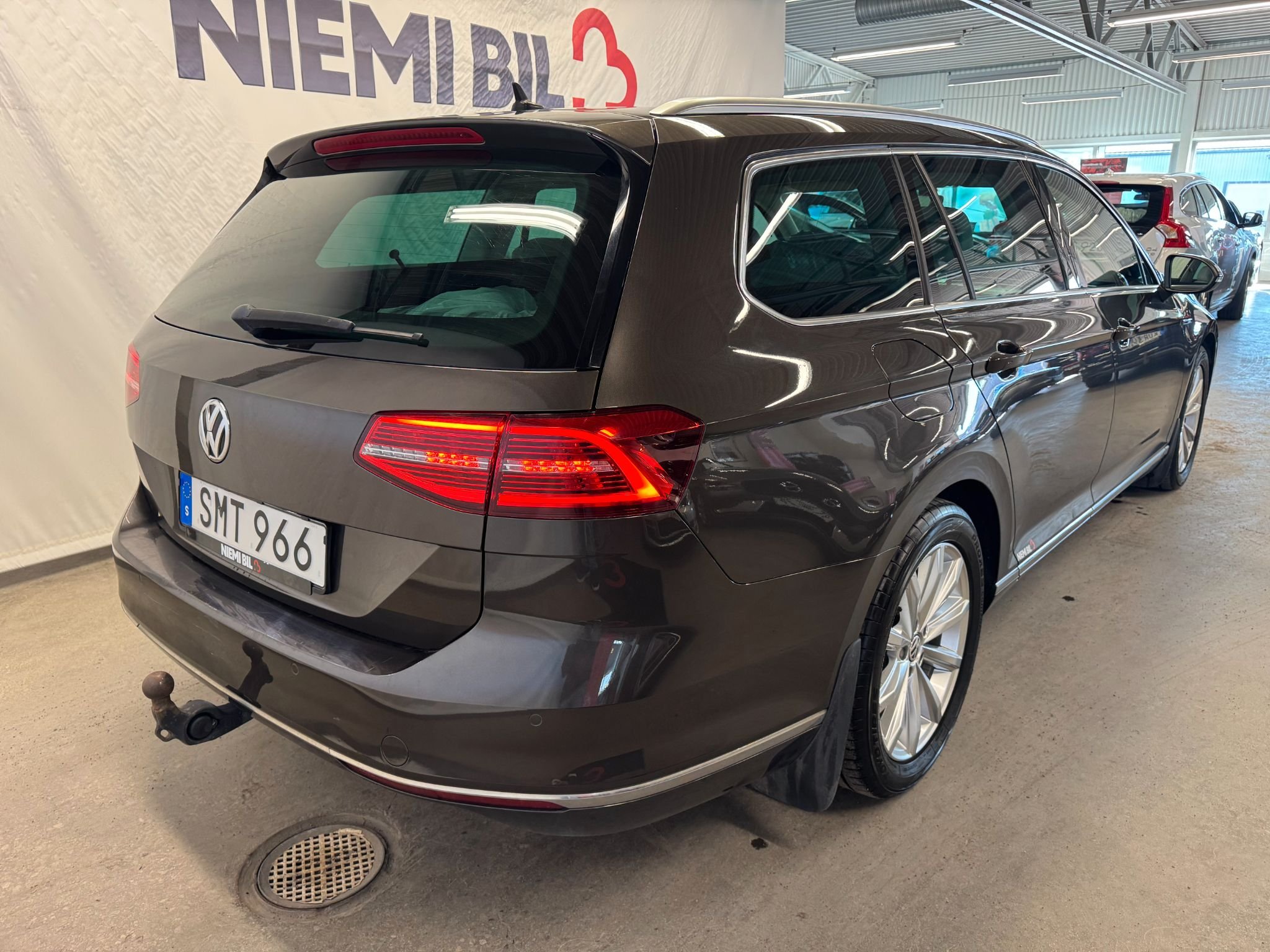 Volkswagen Passat Sportscombi 2.0 TDI DPF SCR BMT 4Motion DSG Sekventiell, 190hk, 2015