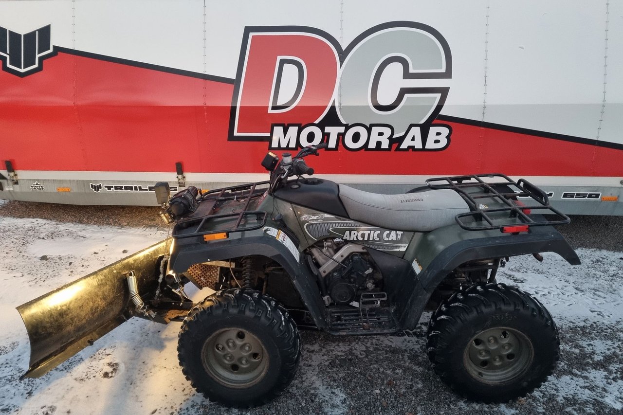 Arctic Cat 500 4x4 - Plogblad...