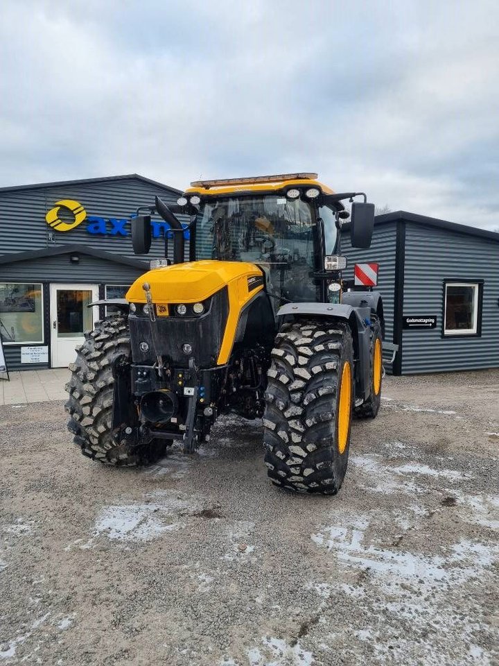 JCB Fastrac 4220