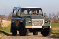 Land Rover Defender 90 td4 SW 4 säten "Keswick Green"