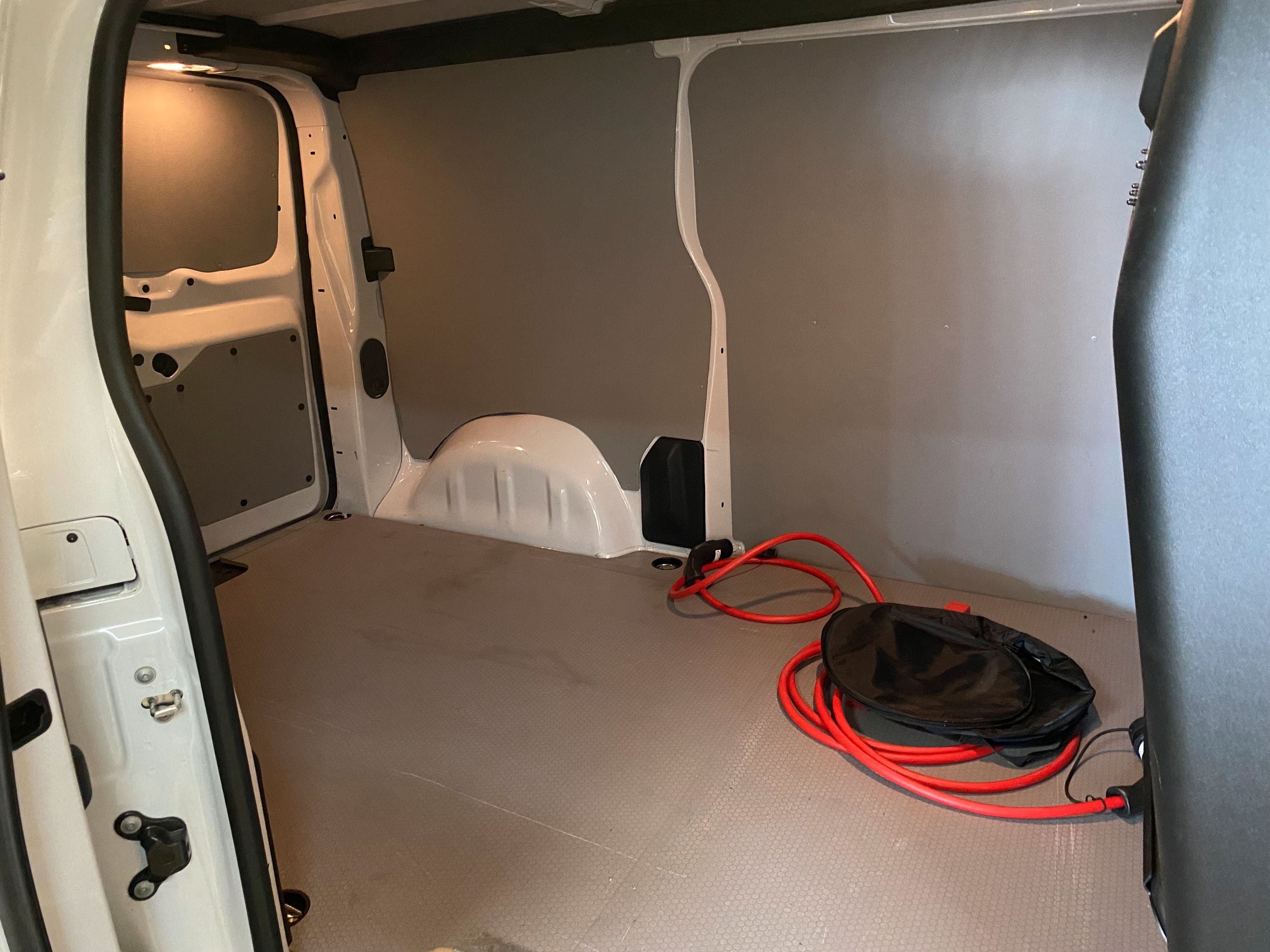 Citroën ë-Jumpy 75, 136hk, 2023