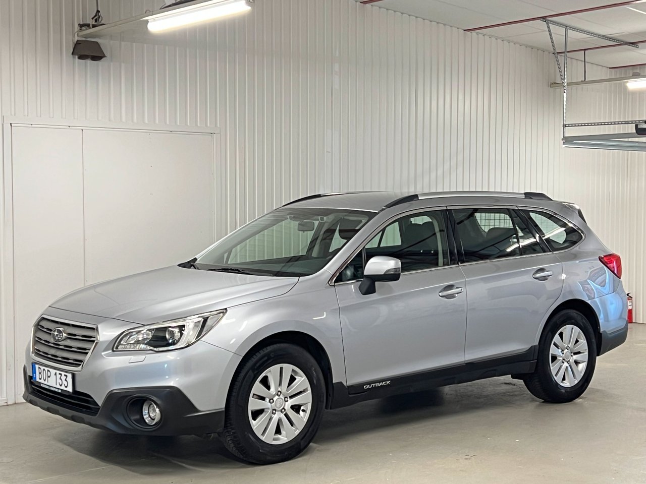 Subaru Outback 2.0 4WD Linear...
