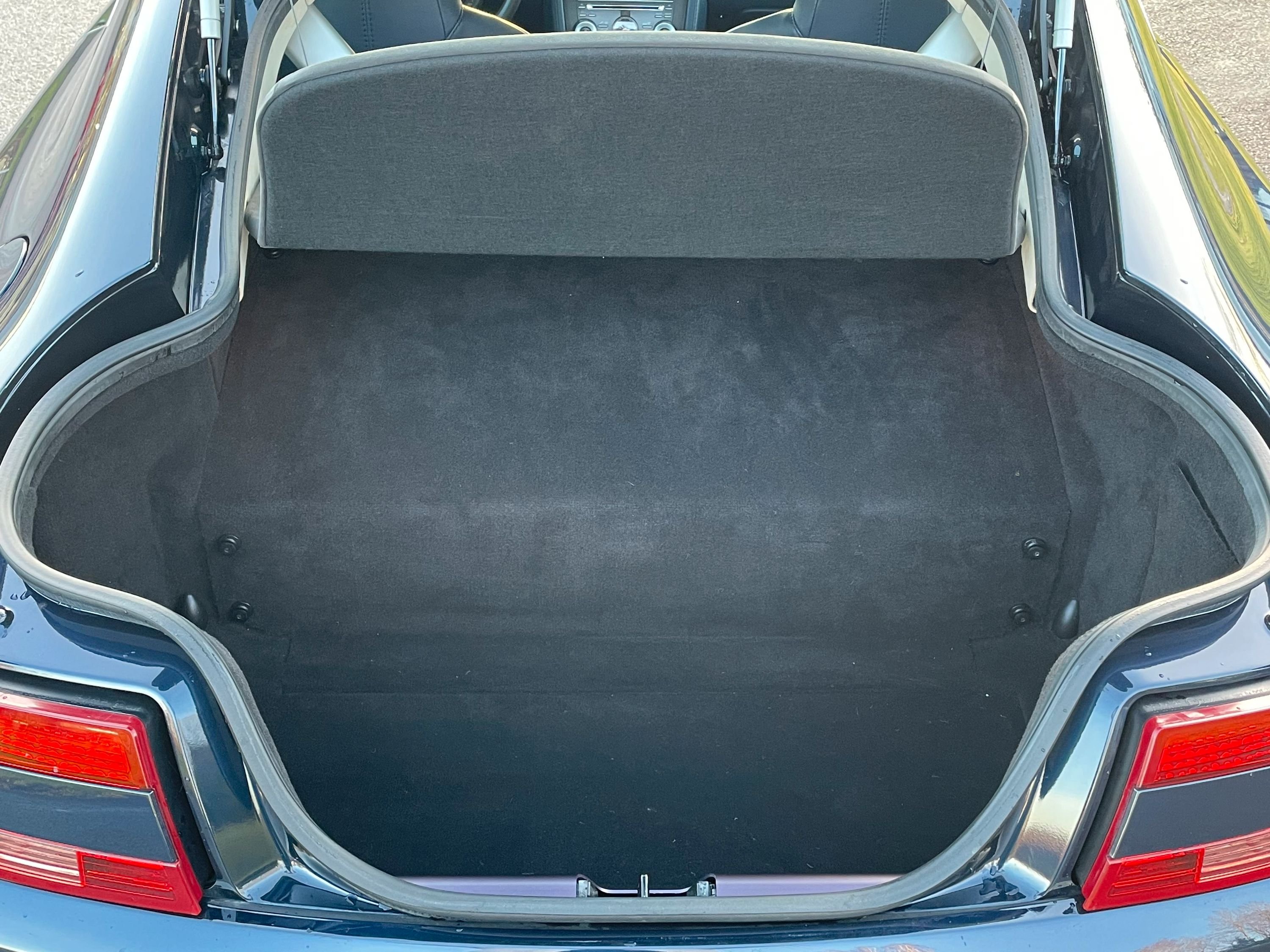 Aston Martin V8 Vantage 4.7 V8 Sportshift II, 426hk, 2009