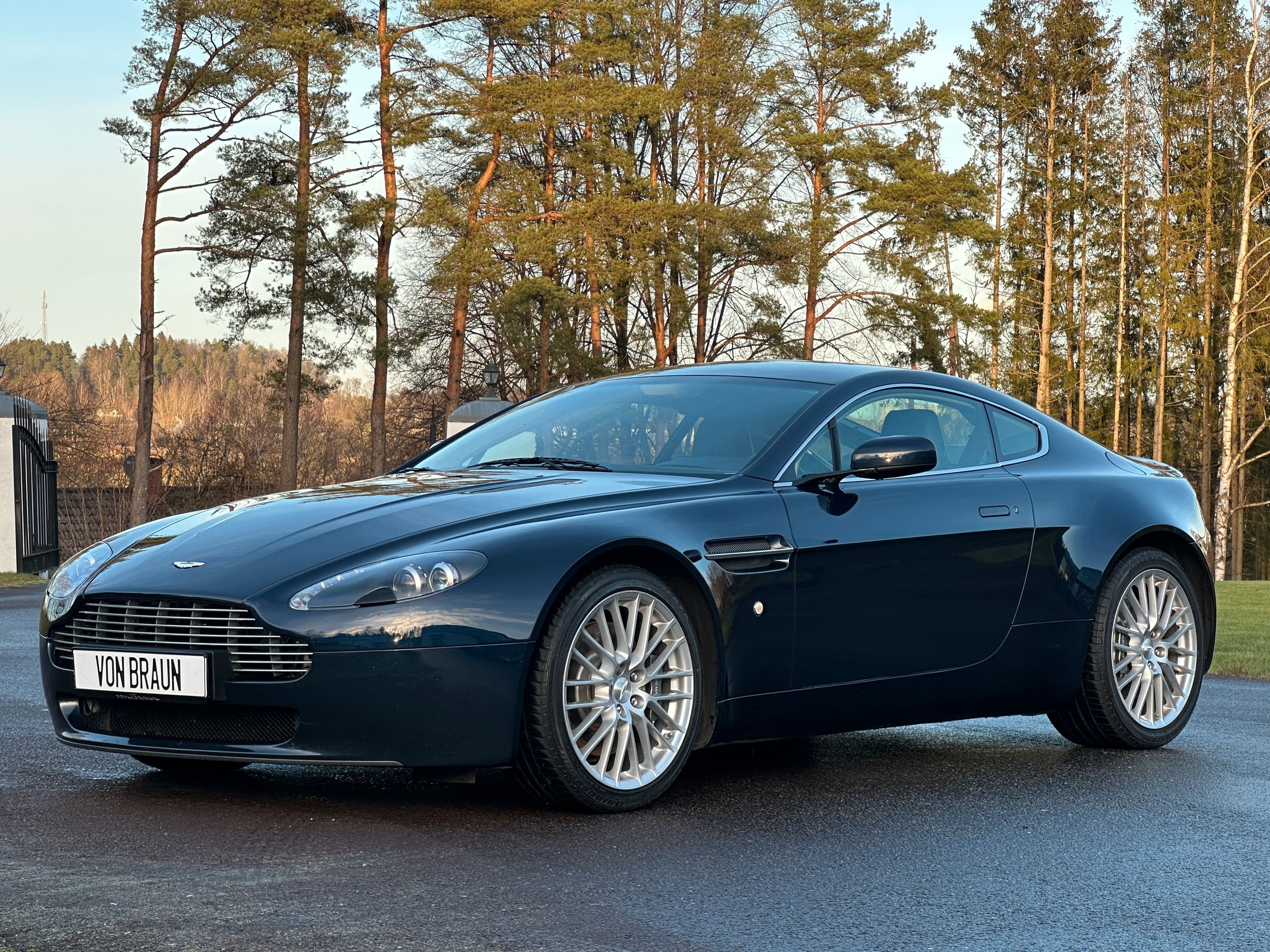 Aston Martin V8 Vantage 4.7 V8 Sportshift II, 426hk, 2009