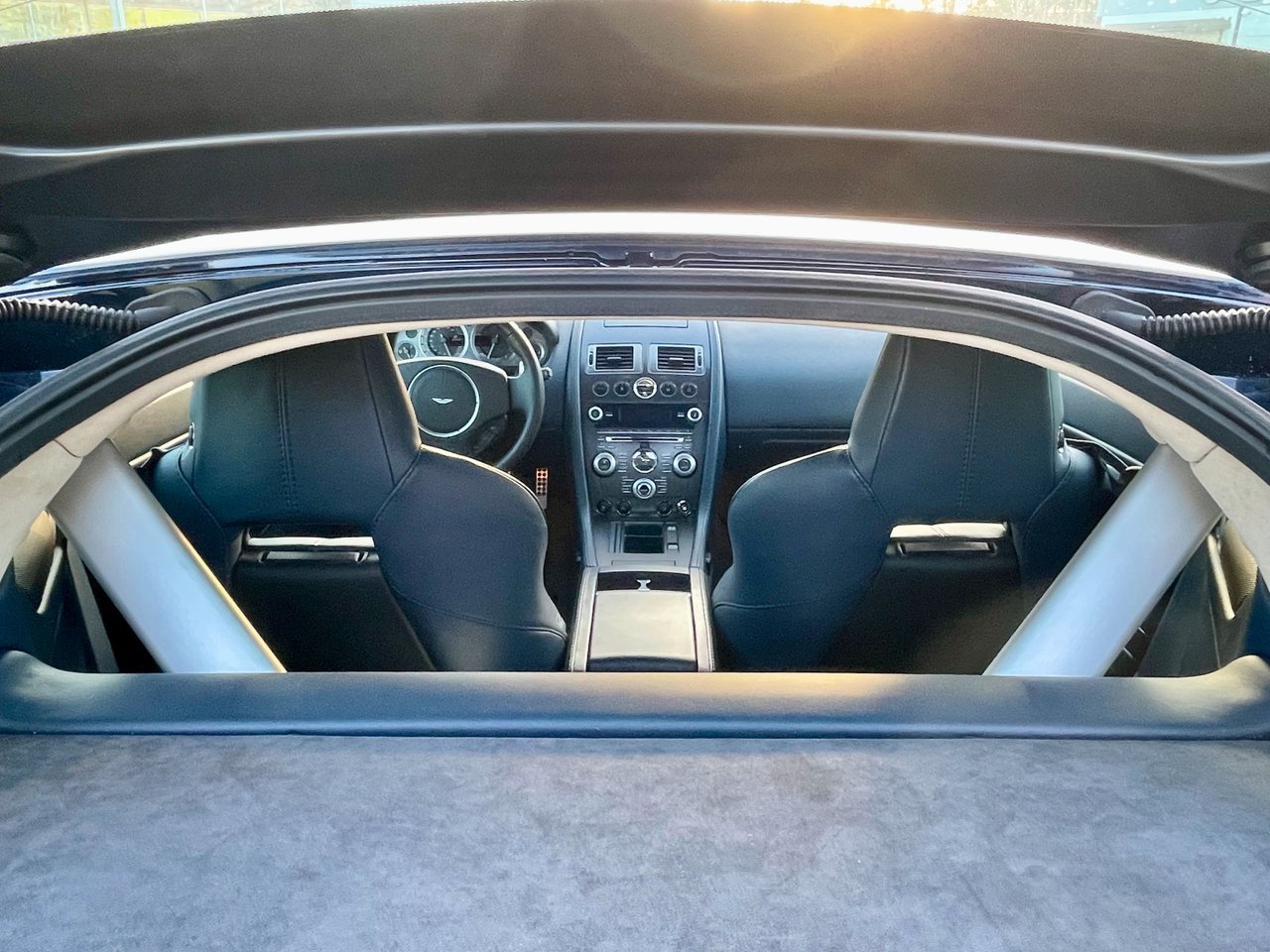 Aston Martin V8 Vantage 4.7 V8 Sportshift II, 426hk, 2009