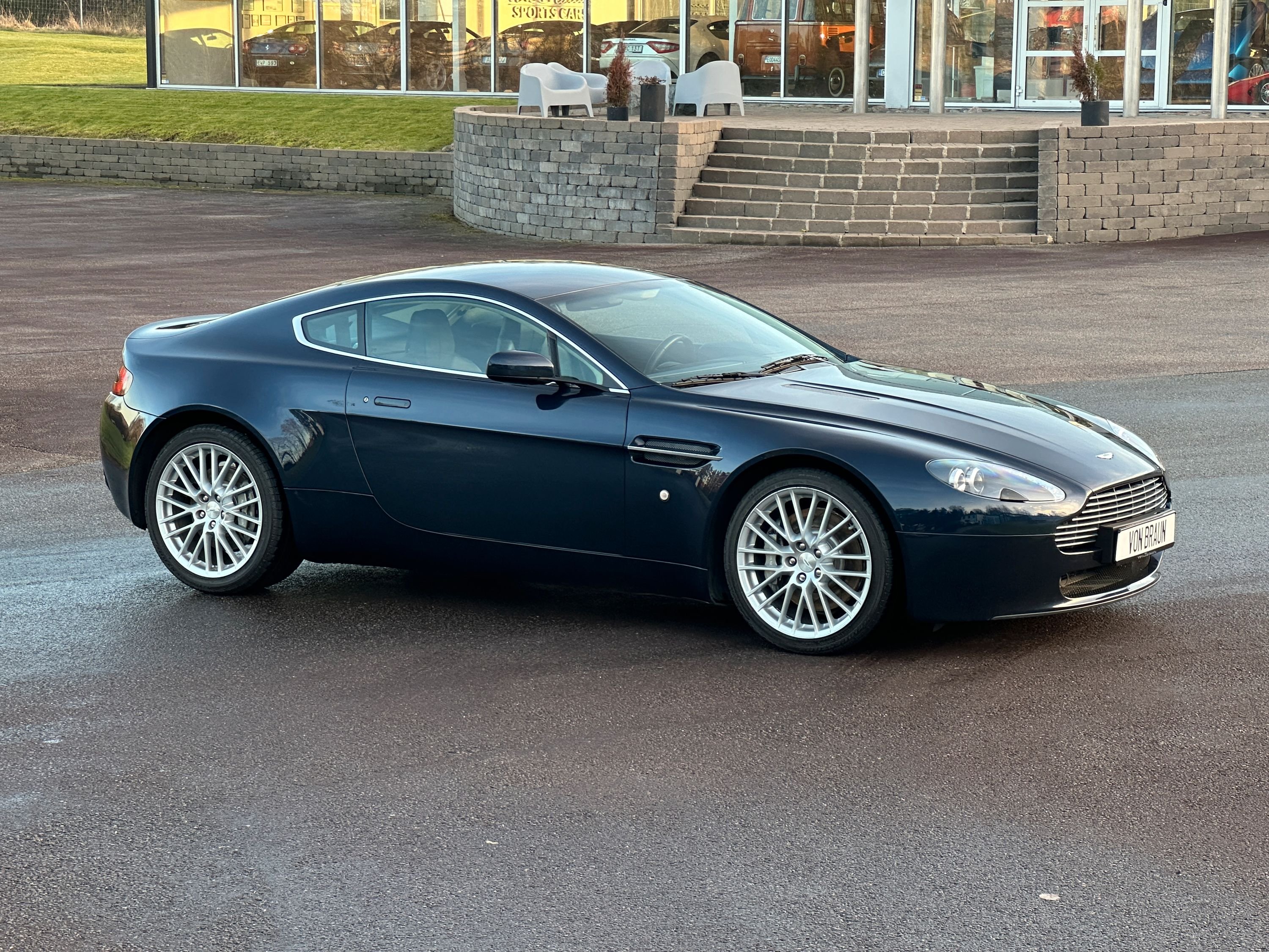Aston Martin V8 Vantage 4.7 V8 Sportshift II, 426hk, 2009