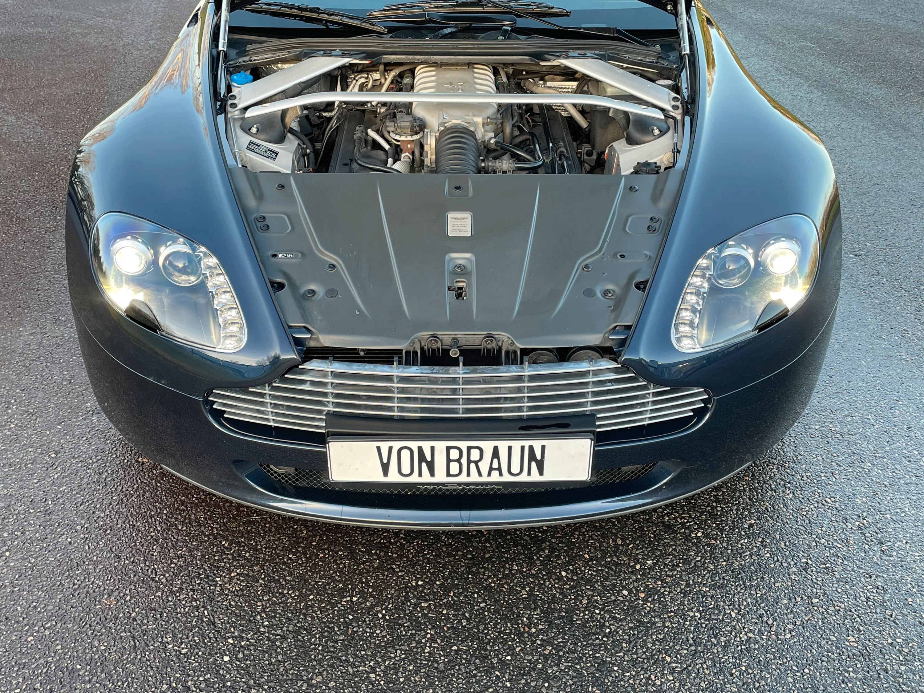 Aston Martin V8 Vantage 4.7 V8 Sportshift II, 426hk, 2009