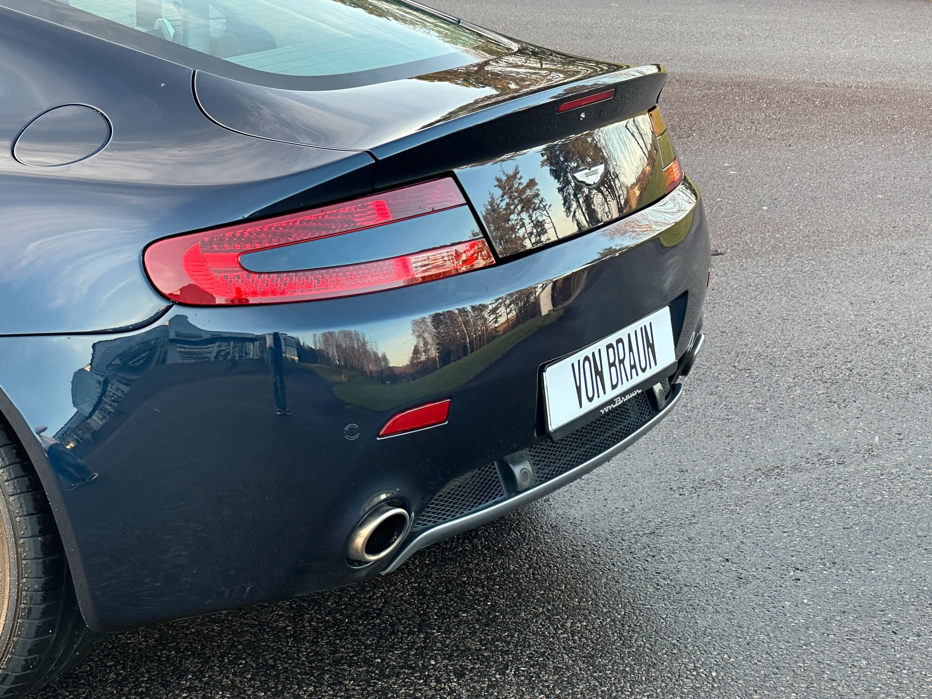 Aston Martin V8 Vantage 4.7 V8 Sportshift II, 426hk, 2009