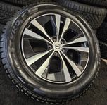 Volvo XC40/ XC60 /18 tum fälgar med PIRELLI åretruntdäck