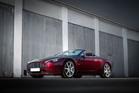 Aston Martin Vantage V8