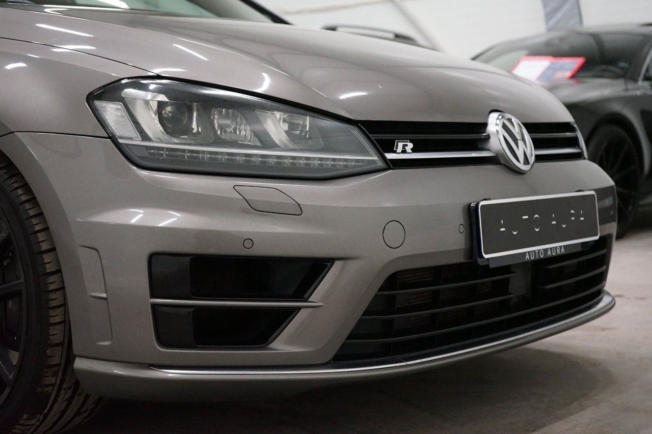 Volkswagen Golf R 2.0 4Motion...