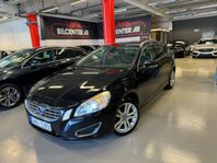 Volvo V60 D3 Automat Summum Skinn PDC Bluetooth Kamrembytt