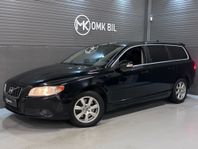 Volvo V70 D5 Kinetic  / Ny Besiktgad / Ny Servad