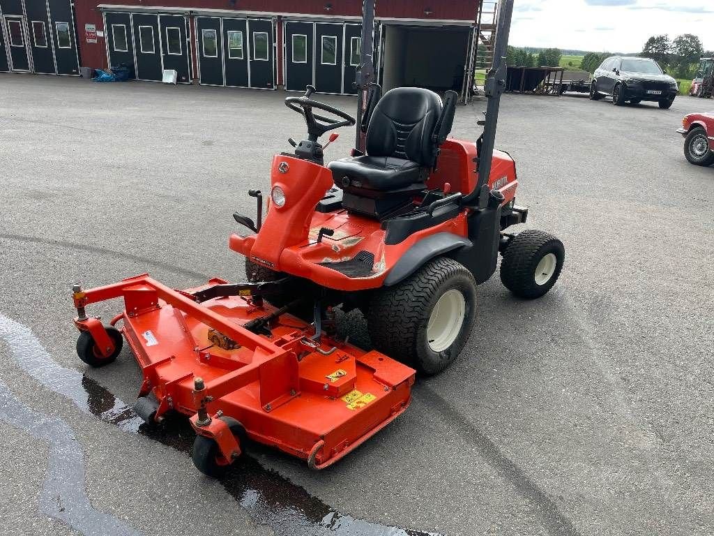 Kubota F 3680