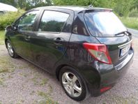 Toyota Yaris 5-D 1.33 VVT-i FULLSERV/FÅ ÄG/FINANS/INBYTE/ÅR
