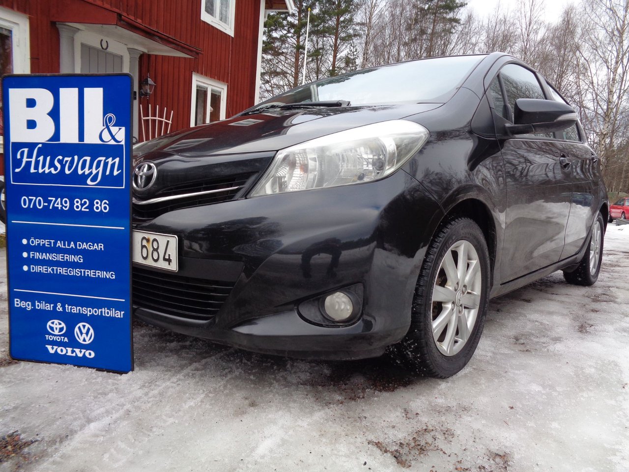 Toyota Yaris 5-D 1.33 VVT-i  ...