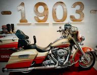 Harley-Davidson CVO Ultra med Portade Toppar m.m.