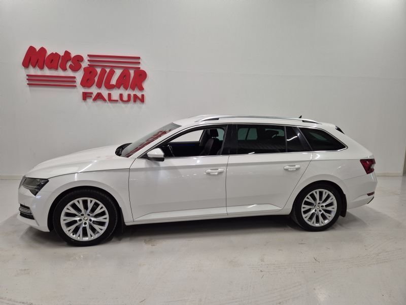 Škoda Superb iV Combi 1.4 TSI iV DSG Sekventiell, 218hk, 2021