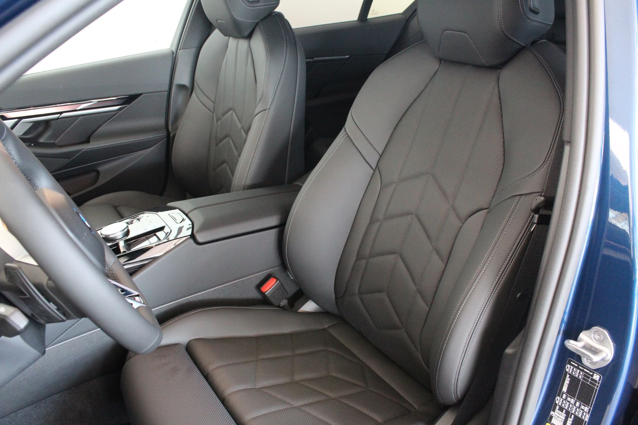 BMW i5 xDrive40 Sedan, 394ps, 2024